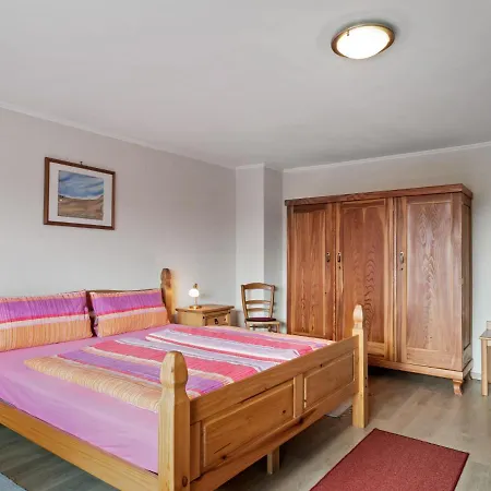 Cosy In Neustra Burg דירה